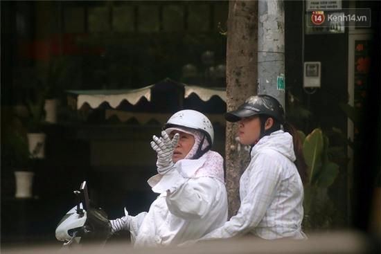 Đài khí tượng thuỷ văn: Chỉ số tia cực tím ở Sài Gòn đạt mức cực đỉnh, cảnh báo nguy cơ ung thư da - Ảnh 1.