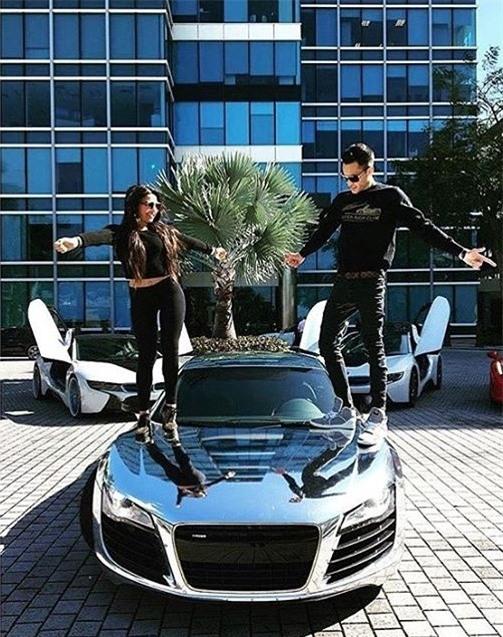 Cha me ty phu ro mot khoe cuoc song sang chanh tren mang hinh anh 9