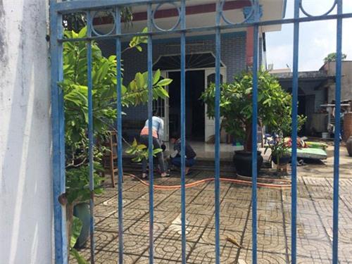 dien bien vu tham an 2 cha con va ba noi cung chet trong nha - 1