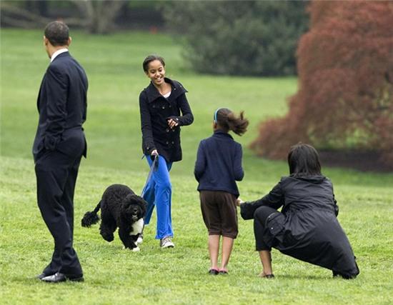 Chùm ảnh quá trình lột xác của công chúa lớn nhà Obama suốt 8 năm qua - Ảnh 3.