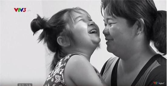 Cô bé chim cánh cụt không chân, tay và điều ước giản đơn đầy xúc động cho ngày của Mẹ - Ảnh 7.