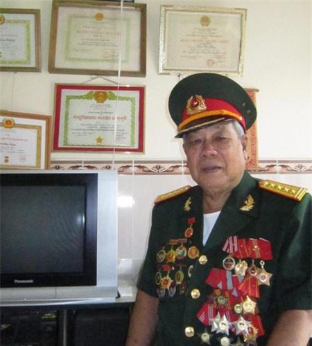 'Anh Ba Hung' qua doi sau 3 thang nam vien hinh anh 1