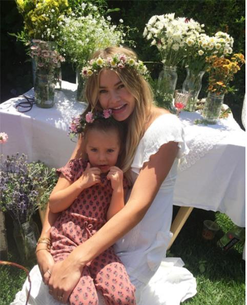 những bà mẹ thời trang những bà mẹ thời trang những bà mẹ thời trang những bà mẹ thời trang những bà mẹ thời trang