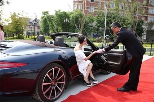 le tot nghiep sieu hoanh trang cua sv hang khong hinh anh 5