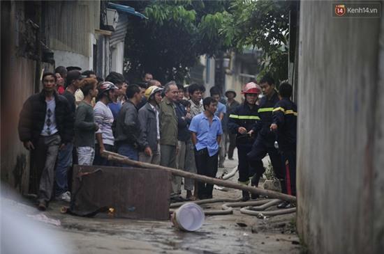 Chùm ảnh: Dở khóc dở cười cảnh nhiệt tình hóng biến của người Việt - Ảnh 4.