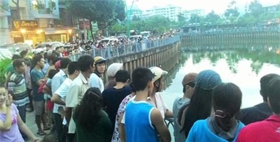 Chùm ảnh: Dở khóc dở cười cảnh nhiệt tình hóng biến của người Việt - Ảnh 6.