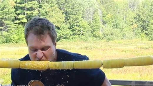 Trào lưu ăn bắp bằng máy khoan 