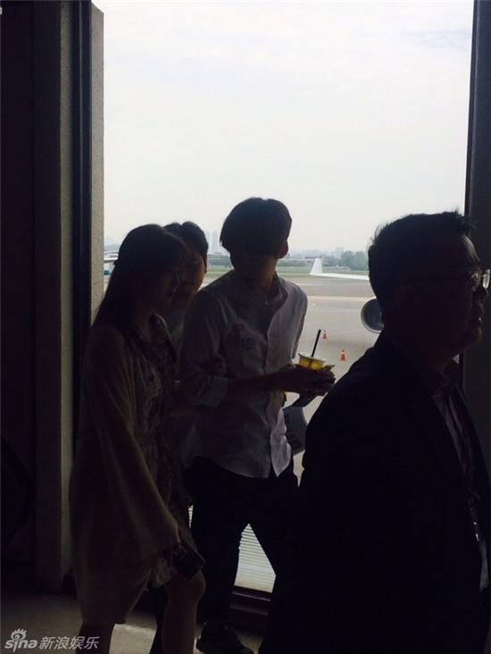Goo Hye Sun - Ahn Jae Hyun lên đường tới đảo Jeju chụp ảnh cưới? - Ảnh 3.