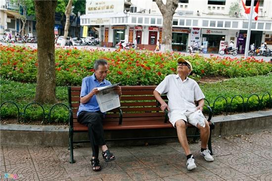 Ha Noi tro gio mat nhu mua thu hinh anh 5