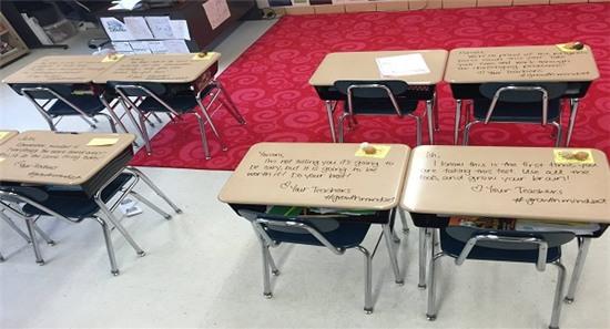 Để truyền cảm hứng cho học sinh thi cử, nữ giáo viên đã làm điều chưa ai từng nghĩ đến - Ảnh 1.