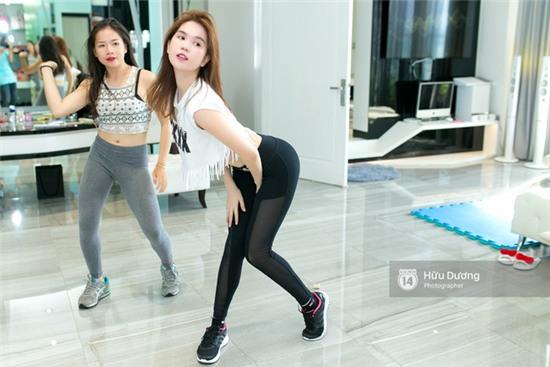 Clip: 44 câu trả lời này sẽ làm bạn thích Ngọc Trinh ngay vì quá thẳng thắn! - Ảnh 6.