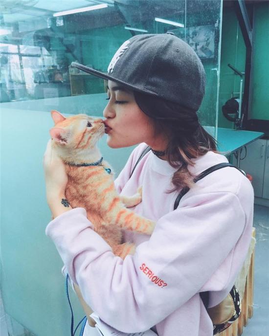 Sau tất cả, hot girl nào là người lột xác để hiện đại, cá tính hơn thành công nhất? - Ảnh 36.