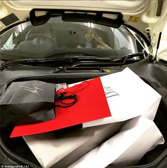 Chùm ảnh: Cuộc sống sang chảnh của những tiểu thư trong giới siêu giàu Trung Quốc - Ảnh 13.