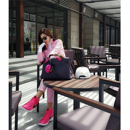 Ra tù sau 2 năm, cuộc sống sao Missing You vẫn an nhàn bên đồ hiệu và bạn trai đại gia - Ảnh 17.