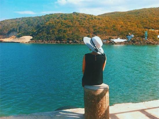 Chụp ảnh tự sướng toe toét giờ đã lỗi thời, bây giờ phải