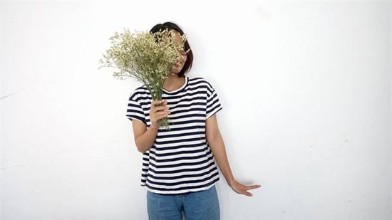 Chụp ảnh tự sướng toe toét giờ đã lỗi thời, bây giờ phải