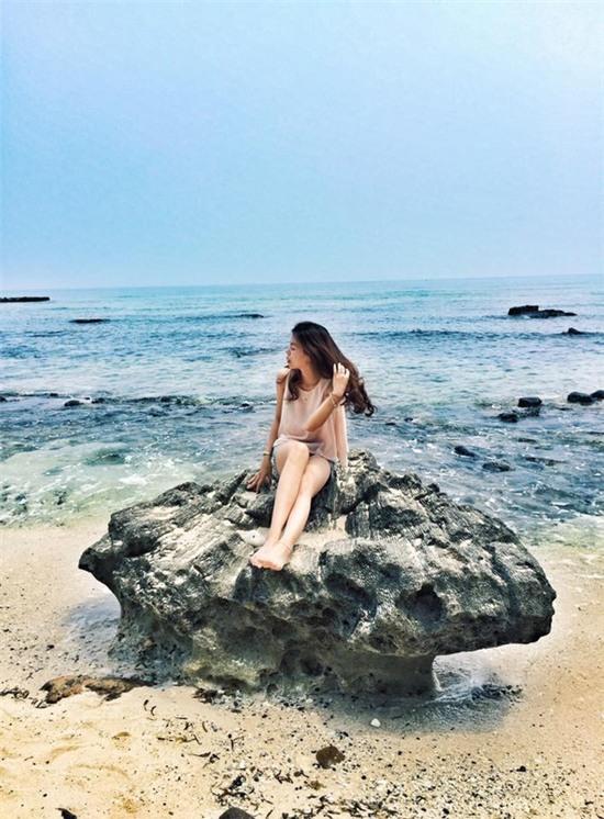 Chụp ảnh tự sướng toe toét giờ đã lỗi thời, bây giờ phải