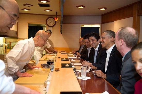 Tổng thống Mỹ ăn nghỉ thế nào mỗi khi công du?2
