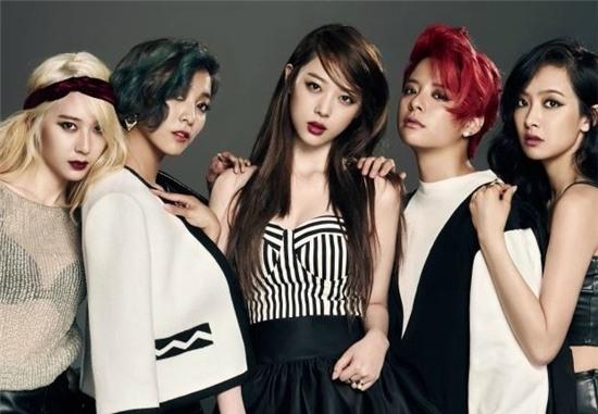 Con ghẻ quốc dân Sulli: Mù quáng vì tình yêu, nổi loạn vì áp lực, song chưa đủ chất để sống khác biệt - Ảnh 4.