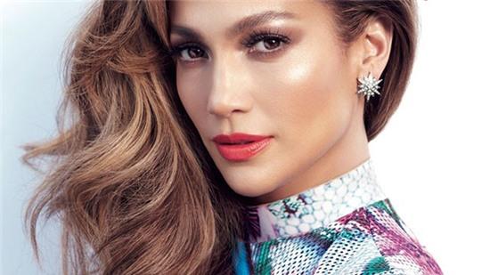Jennifer Lopez: 25 nam troi di ngo chi nhu vua hom qua hinh anh 1