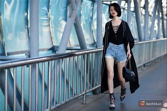 Street style 2 miền: Miền Bắc yểu điệu kiểu cách, miền Nam đơn giản năng động - Ảnh 1.