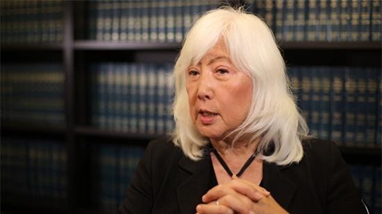  Luật sư người Mỹ gốc Nhật Mia Yamamoto. 