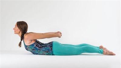 Tư thế con châu chấu