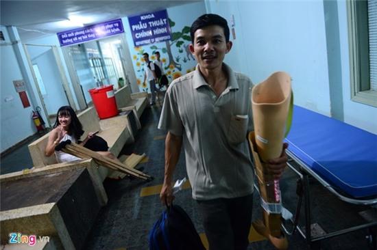 Nu sinh bi cua chan van uoc mo thi vao nganh cong an hinh anh 3