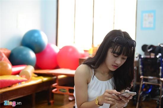 Nu sinh bi cua chan van uoc mo thi vao nganh cong an hinh anh 4