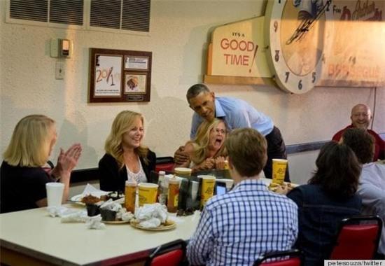 Nhung khoanh khac doi thuong cua Tong thong Obama hinh anh 7