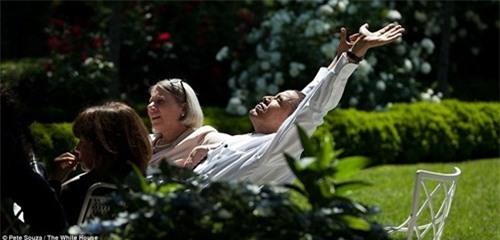 Nhung khoanh khac doi thuong cua Tong thong Obama hinh anh 10