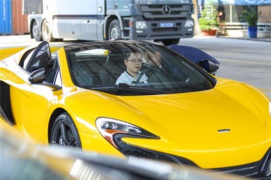 Ban trai thieu gia cua Midu tau sieu xe trieu do hinh anh 5