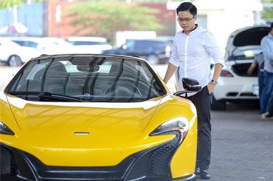 Ban trai thieu gia cua Midu tau sieu xe trieu do hinh anh 8