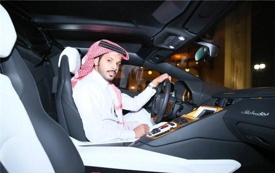 ngam lamborghini aventador do vang "doc" nhat the gioi hinh anh 4