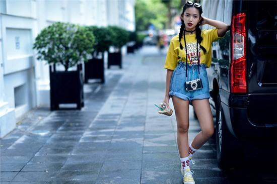 4 hot girl Việt siêu gợi cảm, sexy nhưng ngoài đời thì... bé tẹo! - Ảnh 24.