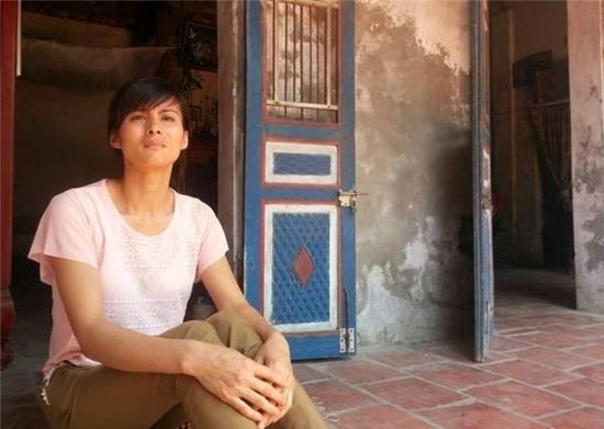 Chị Nguyễn Thi Phương (mẹ cháu Tạ Thu Trang) nghẹn lời: Gia đình tôi đã hết cách tìm kiếm các cháu. Ảnh Nhật Tân