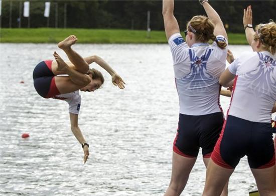 bat cuoi voi hinh anh "doc dao" cua loai nguoi hinh anh 1