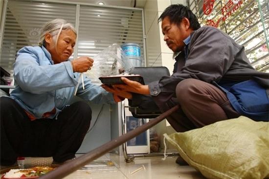 8 câu chuyện có thật về sự hy sinh của cha mẹ chắc chắn sẽ khiến bạn rơi nước mắt - Ảnh 10.