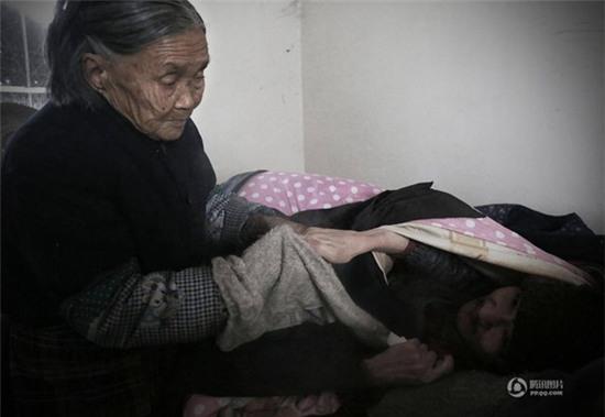 8 câu chuyện có thật về sự hy sinh của cha mẹ chắc chắn sẽ khiến bạn rơi nước mắt - Ảnh 26.