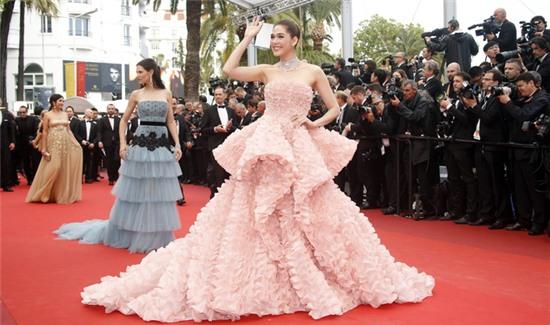 Thảm đỏ thời trang: Nhập gia là phải Tùy tục - Ảnh 20.