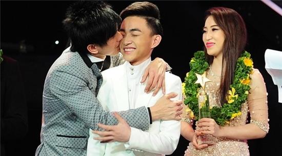 Trung Quang - quan quan 18 tuoi hay khoc, chua biet yeu hinh anh 1