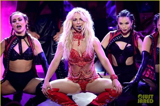 Billboard Music Awards 2016: Dân tình phát cuồng vì sân khấu 8 phút của Britney - Ảnh 5.