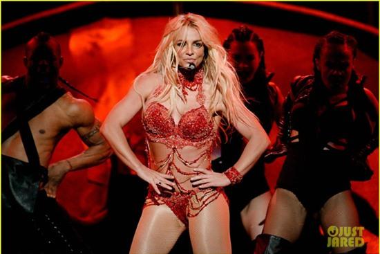 Billboard Music Awards 2016: Dân tình phát cuồng vì sân khấu 8 phút của Britney - Ảnh 9.