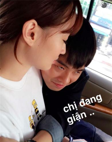 Chùm ảnh: Phở Đặc biệt vào khách sạn cùng SunHT đến sáng mới về - Ảnh 2.