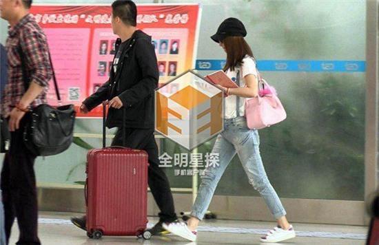 Phong Hành tung ảnh Lâm Tâm Như - Hoắc Kiến Hoa bên nhau không rời - Ảnh 12.