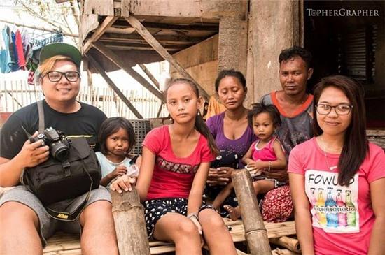 Co be an xin bong noi tieng vi xinh nhu nguoi mau hinh anh 6