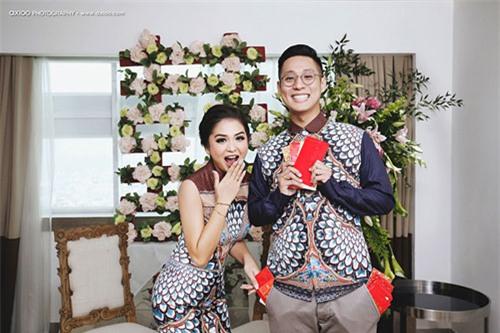 Choáng ngợp đám cưới 'toàn vàng' của tài tử điển trai nhất Indonesia 7