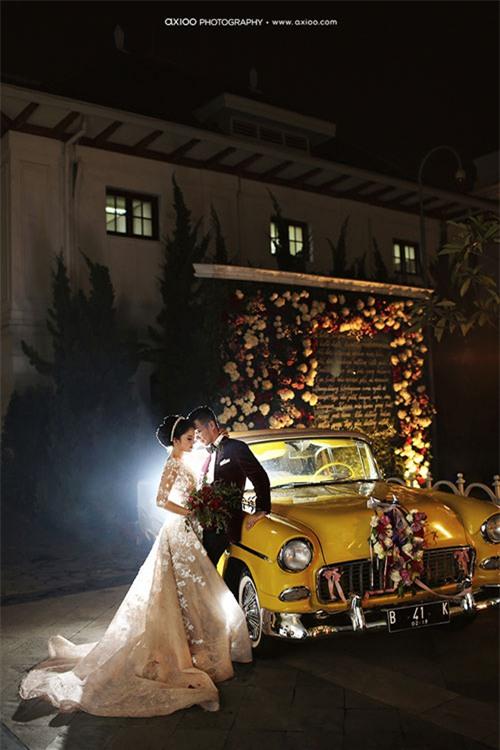 Choáng ngợp đám cưới 'toàn vàng' của tài tử điển trai nhất Indonesia 2