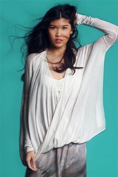 nguoi mau my goc viet thi hoa hau de kiem tien tang tre mo coi hinh 0