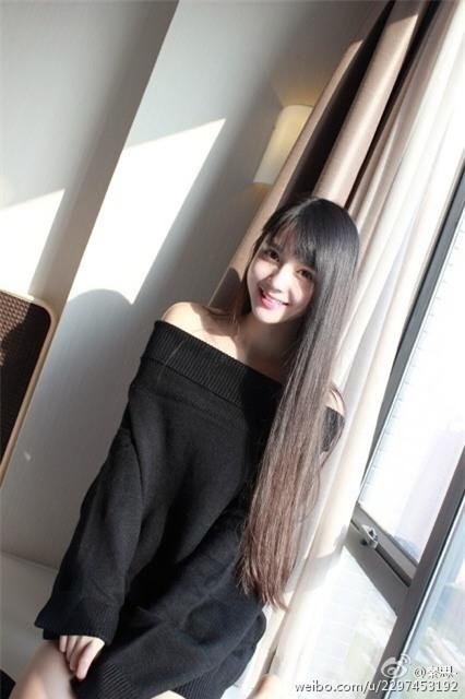 Thời đi học, ai chẳng muốn được ngồi cạnh cô bạn cùng bàn xinh như thế này? - Ảnh 7.